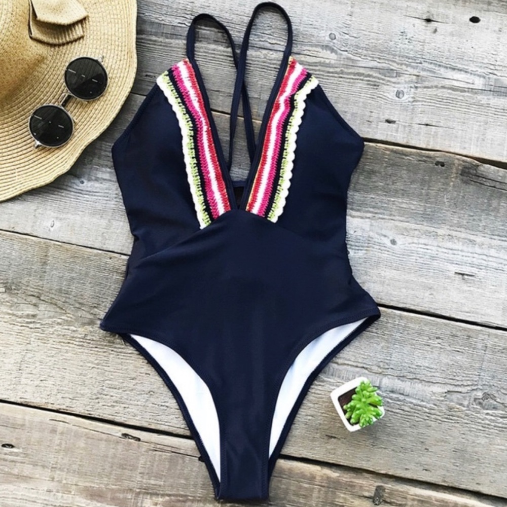 CUPSHE Rainbow Bridge Cross Back Crochet Swimsuit
